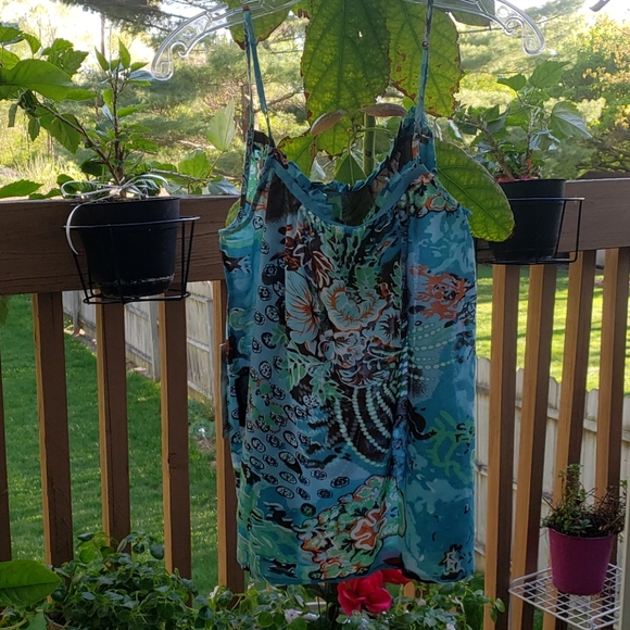 Da-Nang M Blue Floral Tank - Picture 3 of 8